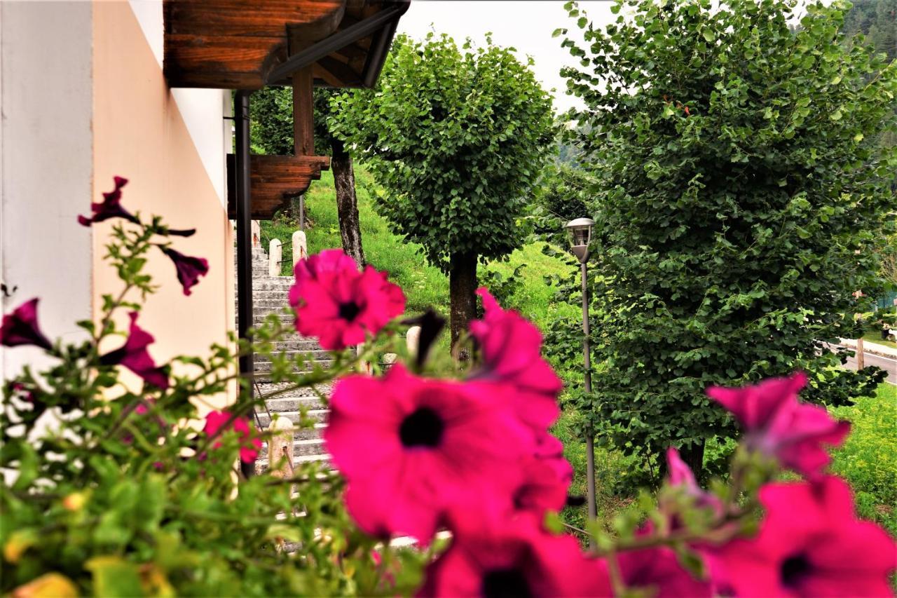 Hotel Baldo Ferrara di Monte Baldo Extérieur photo